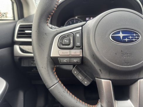 Used 2017 Subaru Crosstrek 2.0i Limited image 19