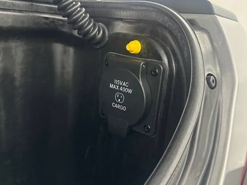 Used 2020 RAM 1500 Rebel w/ Level 2 Equipment Group AWD/4WD image 32