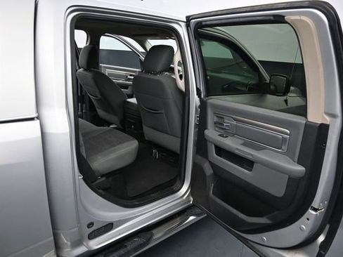 Used 2017 RAM 1500 Big Horn AWD/4WD image 36