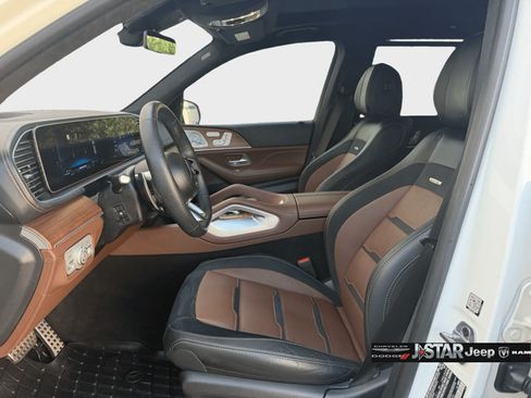 Used 2024 Mercedes-Benz GLS 63 AMG 4MATIC image 10