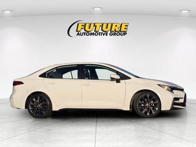 Certified 2024 Toyota Corolla XSE FWD image 4