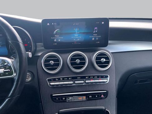 Used 2020 Mercedes-Benz GLC 300 4MATIC image 7
