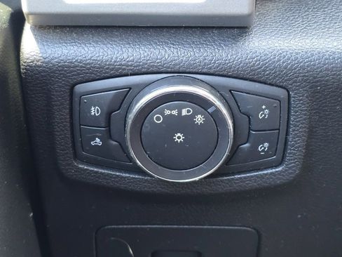 Used 2015 Ford F150 Lariat w/ Equipment Group 502A Luxury image 23