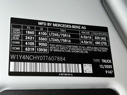 Used 2026 Mercedes-Benz Sprinter 2500 image 40