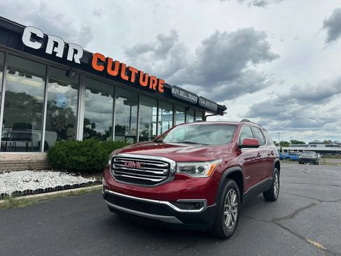 Used 2019 GMC Acadia SLE FWD image 1