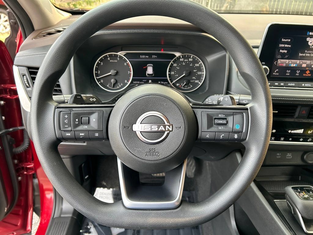 Used 2023 Nissan Rogue SV AWD/4WD image 17