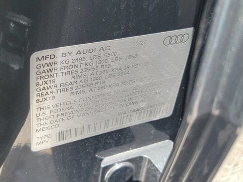 Certified 2025 Audi Q5 Premium w/ Convenience Package AWD/4WD image 30