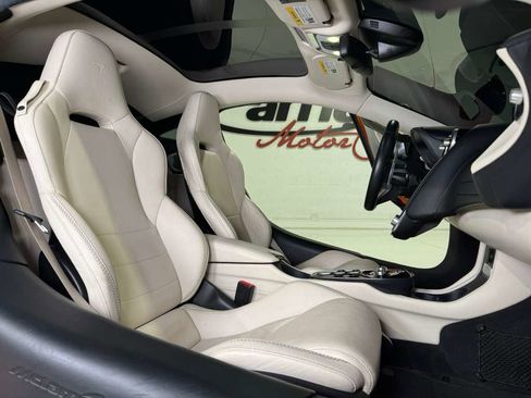 Used 2020 McLaren GT image 19
