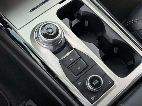 Used 2022 Ford Explorer ST AWD/4WD image 8