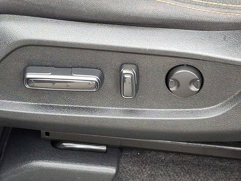 Used 2023 Honda Pilot Sport image 27