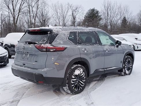 New 2026 Nissan Rogue Dark Armor image 4