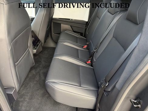 Used 2024 Tesla Cybertruck AWD Crew Cab image 11