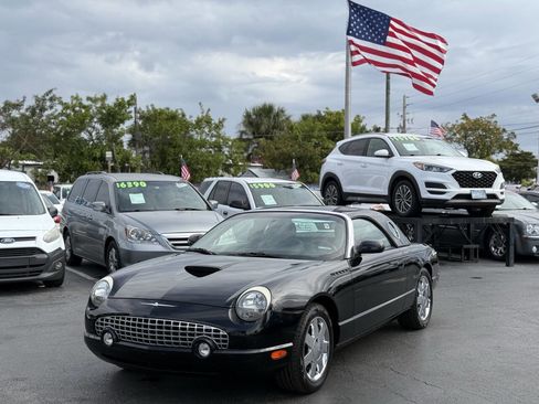 Used 2002 Ford Thunderbird Deluxe image 2