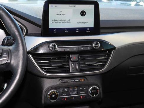 Certified 2020 Ford Escape SEL image 29