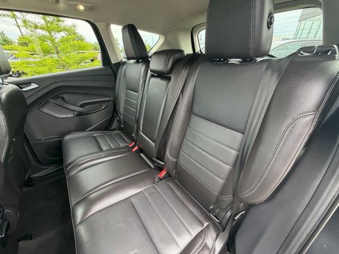 Used 2015 Ford Escape Titanium FWD image 6