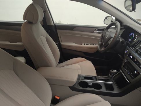 Used 2016 Hyundai Sonata SE FWD image 21