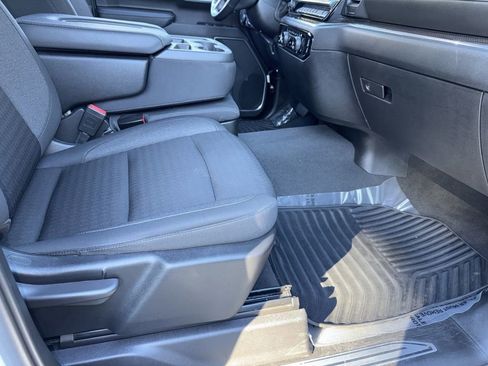 Used 2022 Chevrolet Silverado 1500 RST image 18