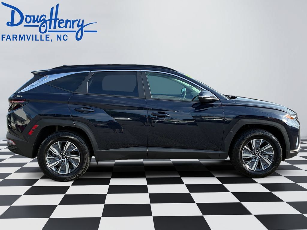 Used 2023 Hyundai Tucson Blue AWD/4WD image 6