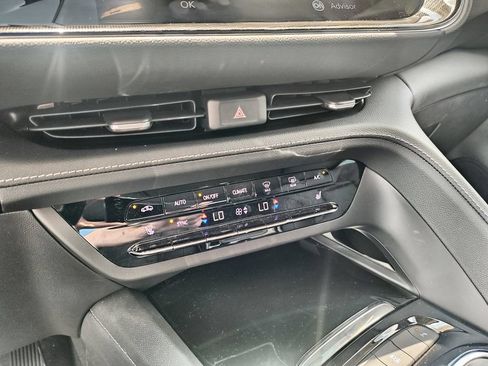 Used 2023 Buick Envision Essence FWD image 21