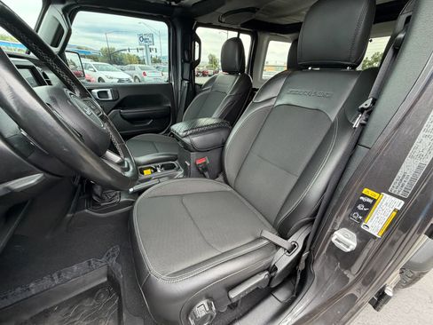 Used 2021 Jeep Wrangler Unlimited Sport AWD/4WD image 9