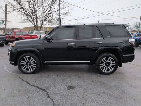Used 2022 Toyota 4Runner Limited image 2