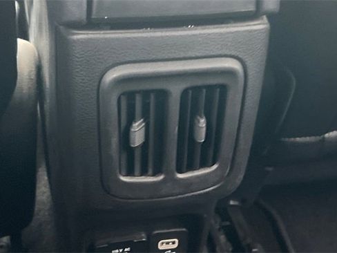 Used 2019 Jeep Compass Latitude image 15