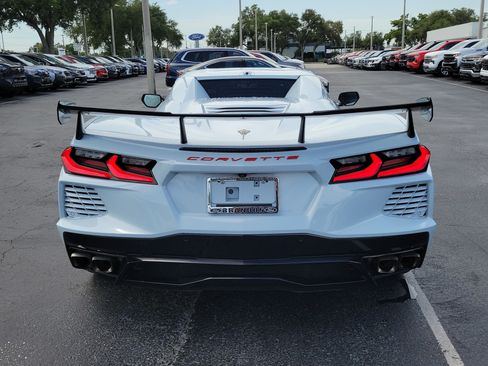 Used 2023 Chevrolet Corvette Stingray Preferred Conv w/ Z51 Performance Package RWD image 8