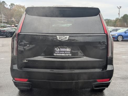 Used 2024 Cadillac Escalade ESV Sport w/ LPO, ONYX Package image 8