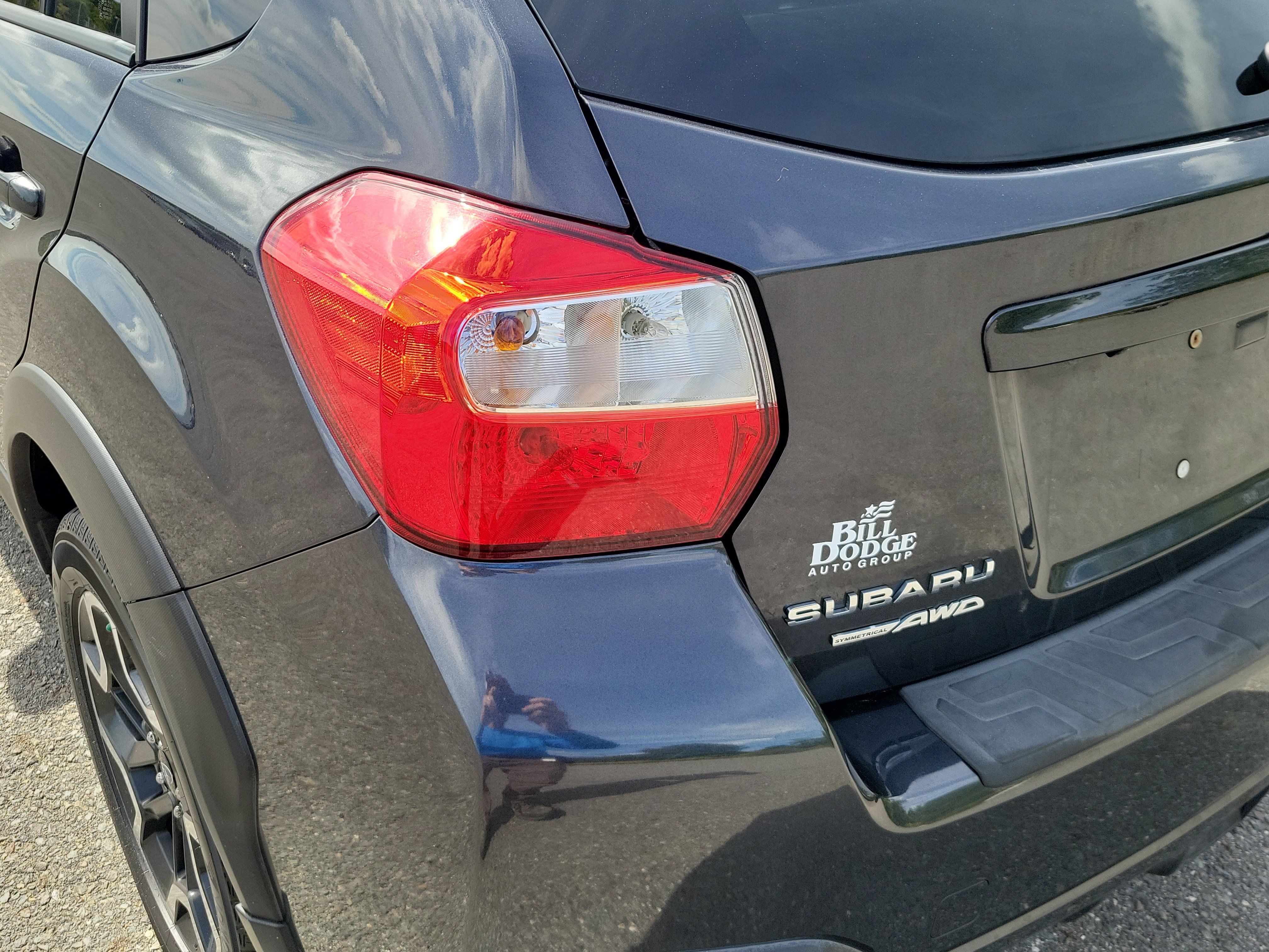 Used 2017 Subaru Crosstrek 2.0i Premium AWD/4WD image 11
