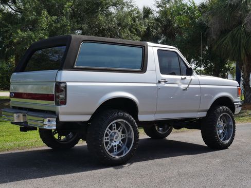 Used 1990 Ford Bronco AWD/4WD image 40