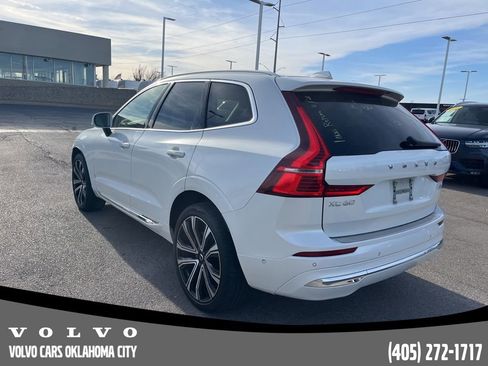 Certified 2023 Volvo XC60 B5 Ultimate w/ Climate Package image 7