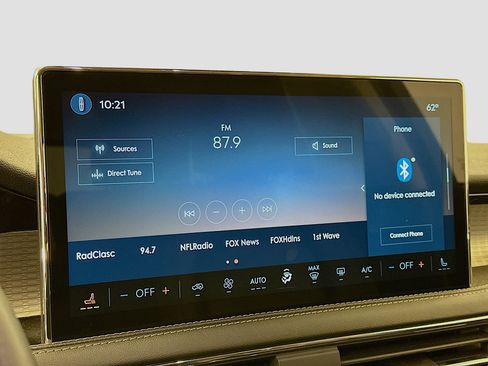 Used 2023 Lincoln Corsair Standard image 21