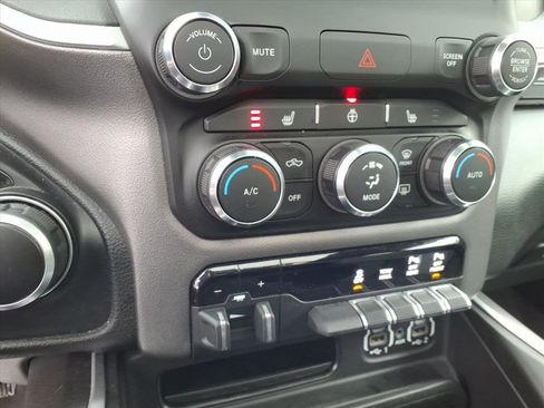 Used 2020 RAM 1500 Big Horn image 29