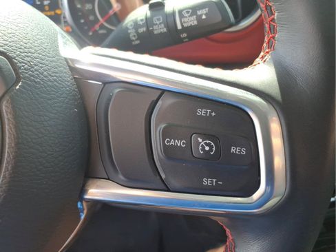 Used 2021 Jeep Wrangler Unlimited Rubicon AWD/4WD image 22
