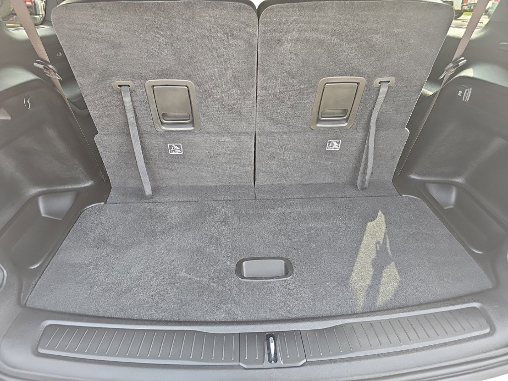 Certified 2025 Jeep Grand Cherokee L Altitude AWD/4WD image 24