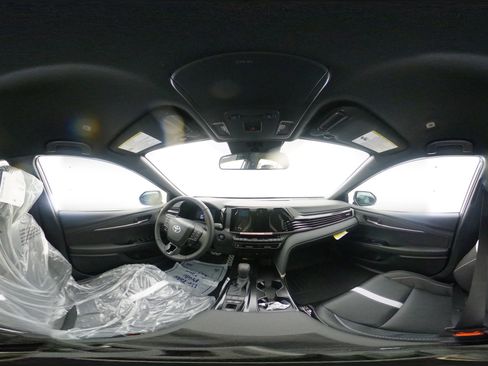 New 2026 Toyota Camry SE FWD image 33