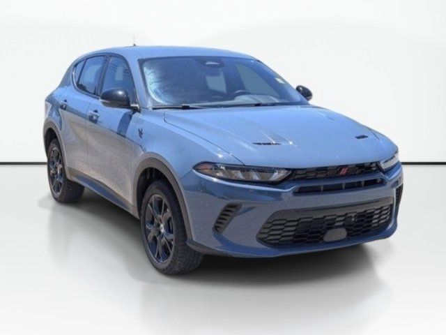 Used 2024 Dodge Hornet GT w/ GT Blacktop Package AWD/4WD image 3