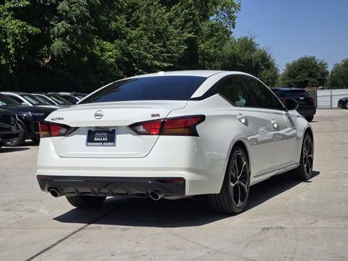 Used 2024 Nissan Altima 2.5 SR FWD image 6