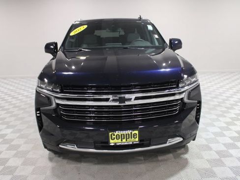 Used 2023 Chevrolet Suburban LT w/ Luxury Package AWD/4WD image 5