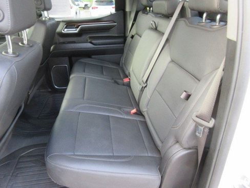 Used 2025 GMC Sierra 1500 SLT w/ SLT Premium Plus Package AWD/4WD image 15