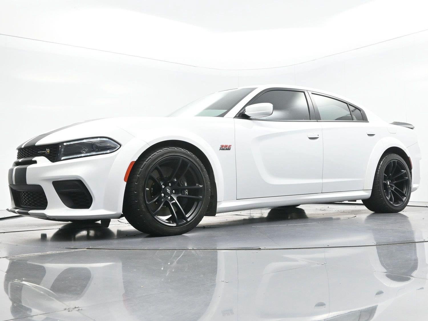 Used 2022 Dodge Charger Scat Pack RWD image 40
