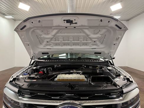 Used 2024 Ford Expedition Max Limited AWD/4WD image 19