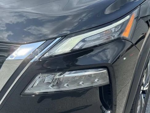 Used 2023 Nissan Rogue SV w/ SV Premium B Package AWD/4WD image 11