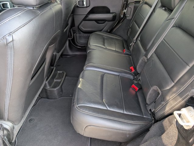 Used 2019 Jeep Wrangler Unlimited Sahara w/ Uconnect 4C Nav & Sound Group AWD/4WD image 29