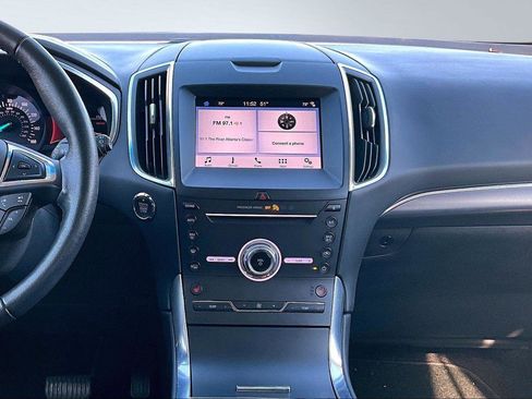 Used 2019 Ford Edge Titanium image 8