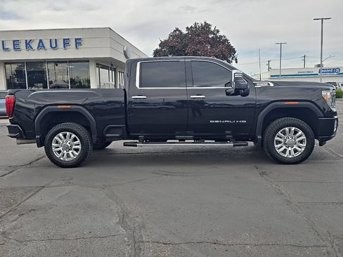 Used 2023 GMC Sierra 3500 Denali w/ Denali Ultimate Package AWD/4WD image 2