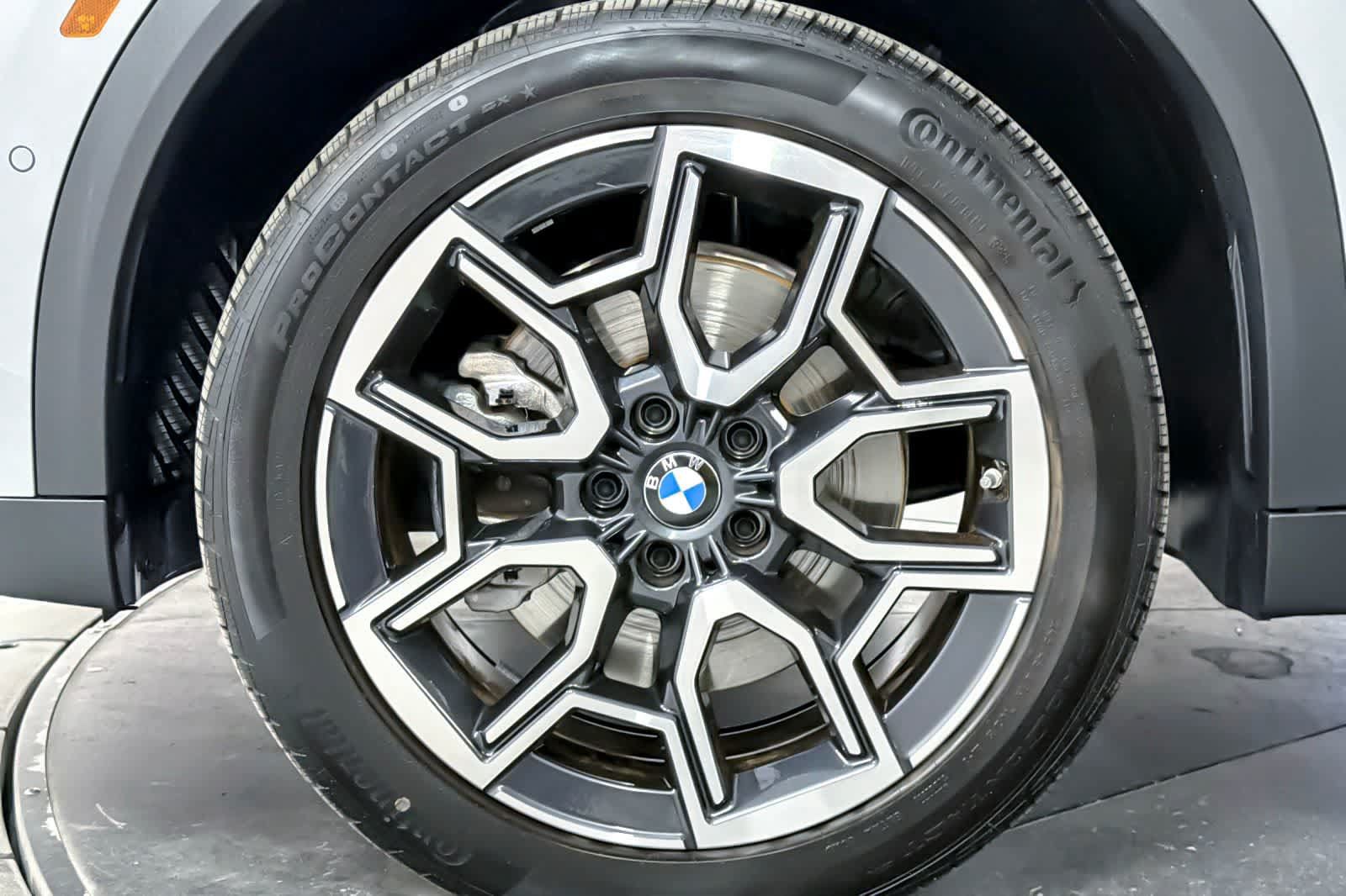 Used 2026 BMW X2 xDrive28i AWD/4WD image 26