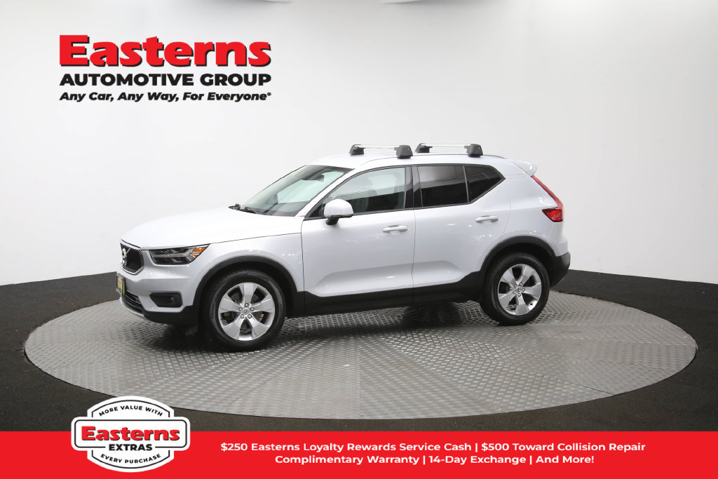 Used 2021 Volvo XC40 T4 Momentum FWD image 57
