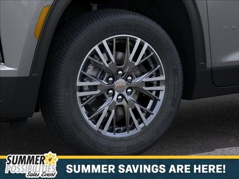 New 2026 Chevrolet Traverse LT w/ Driver Confidence Package FWD image 9