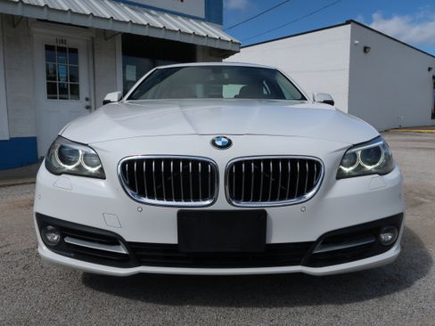 Used 2016 BMW 528i Sedan RWD image 9